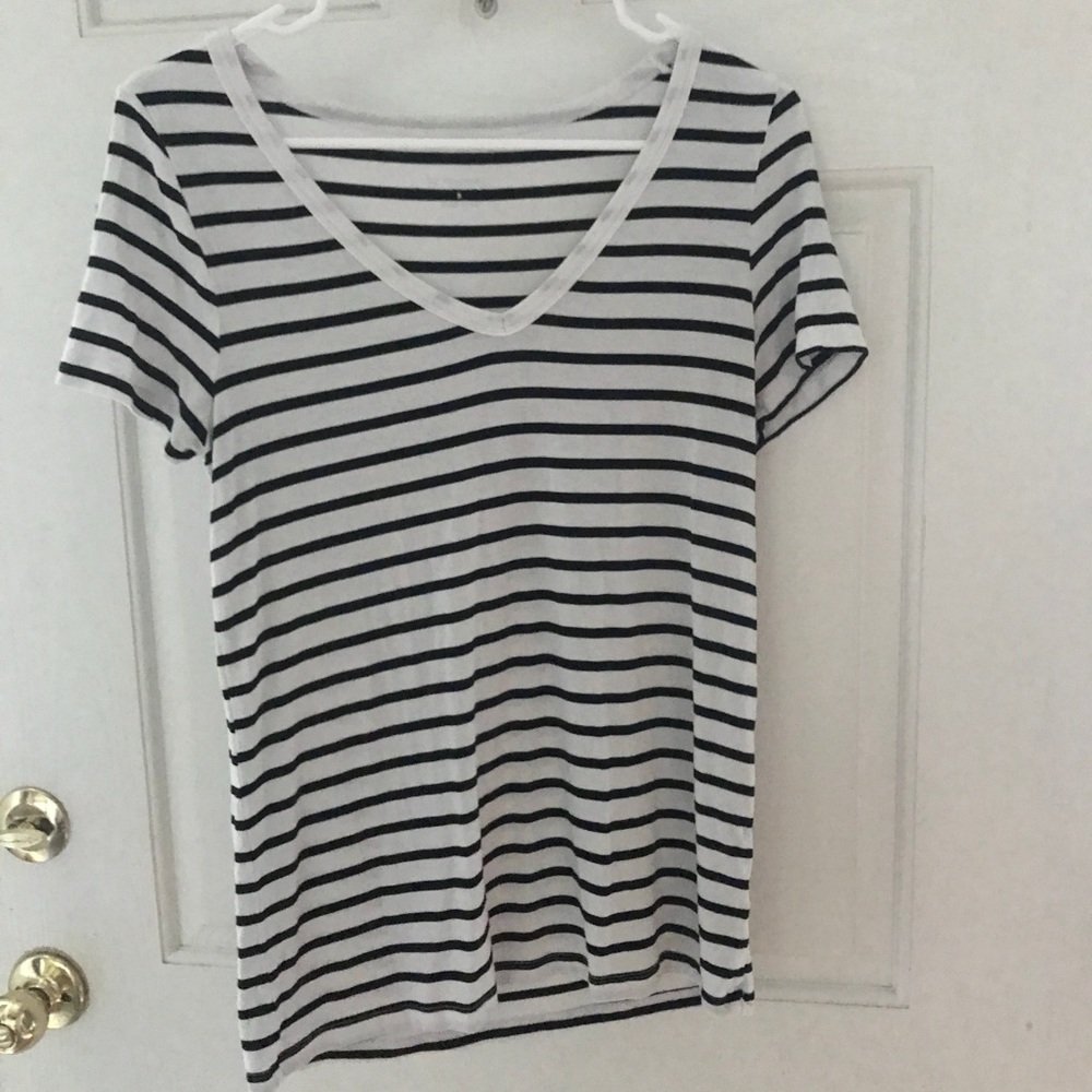 V neck striped shirt